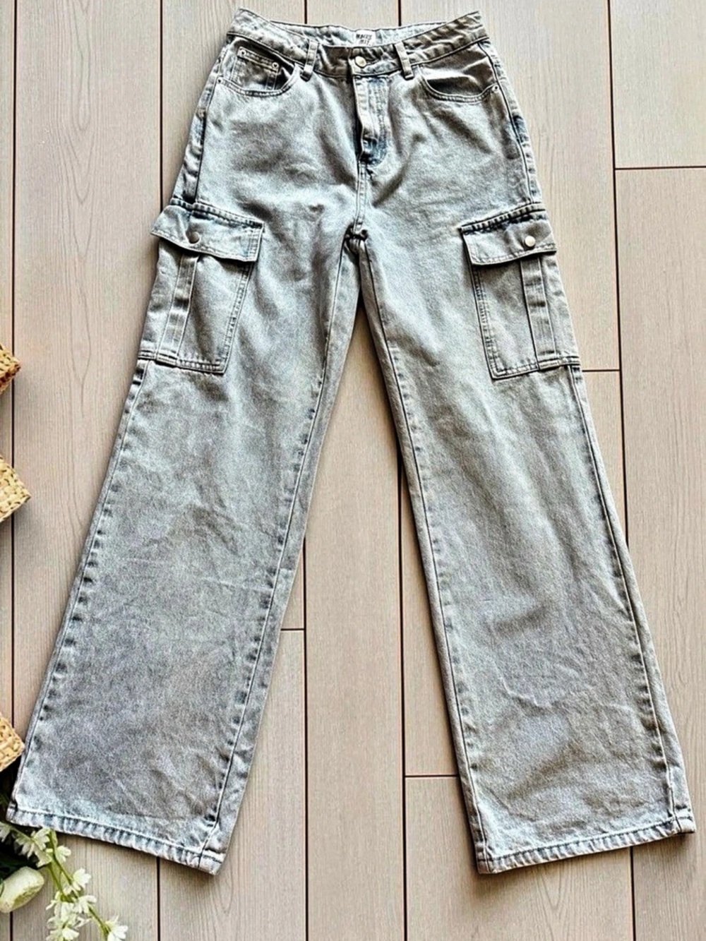 Princess Polly Women's 26 Straight High Rise Light Wash Cargo Denim Jeans